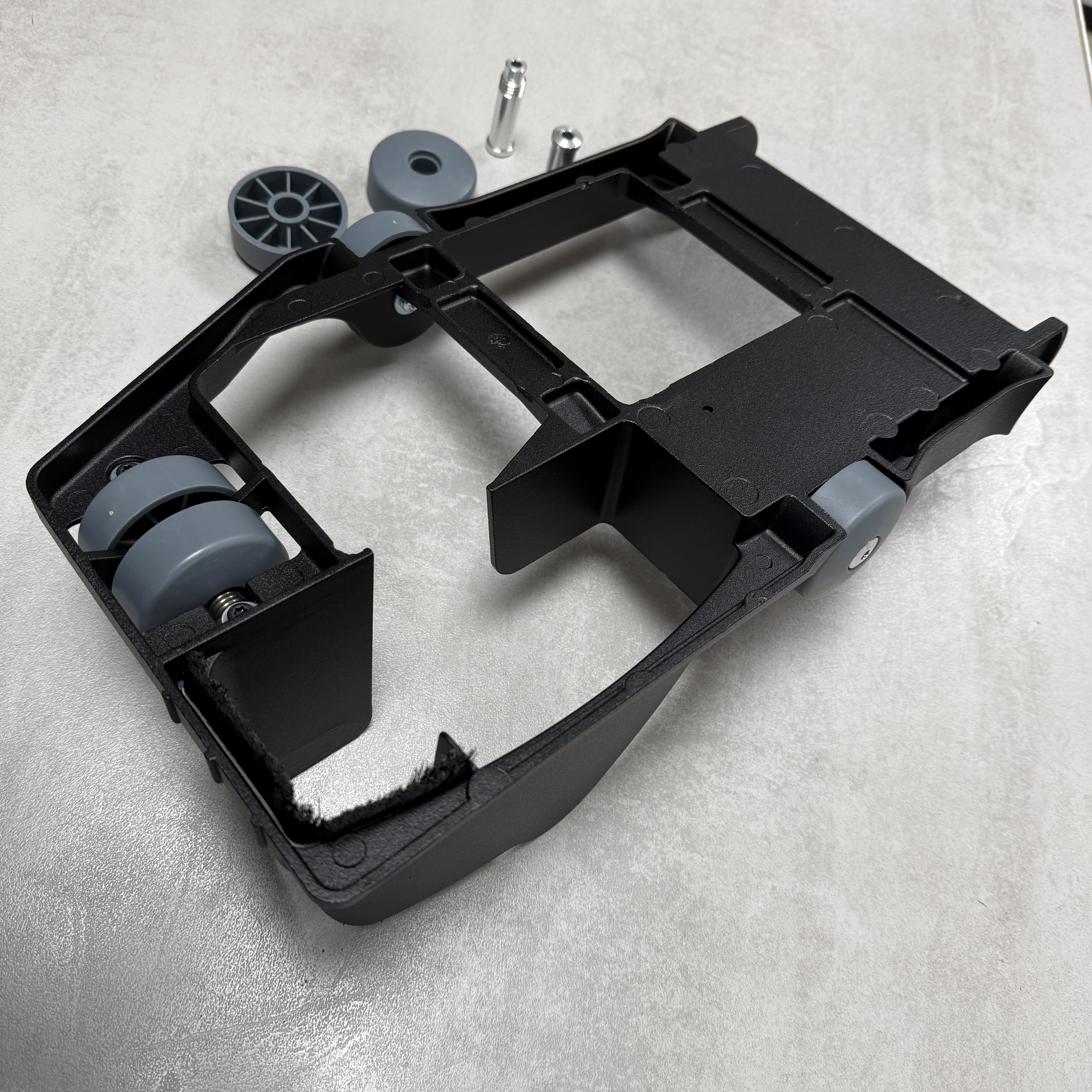 D88E / D90 Fahrgestell Kit 124 Schlitten